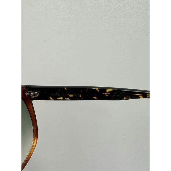 Gucci Light Havana Cat-Eye Sunglasses with Gradient Lenses - Picture 3 of 4